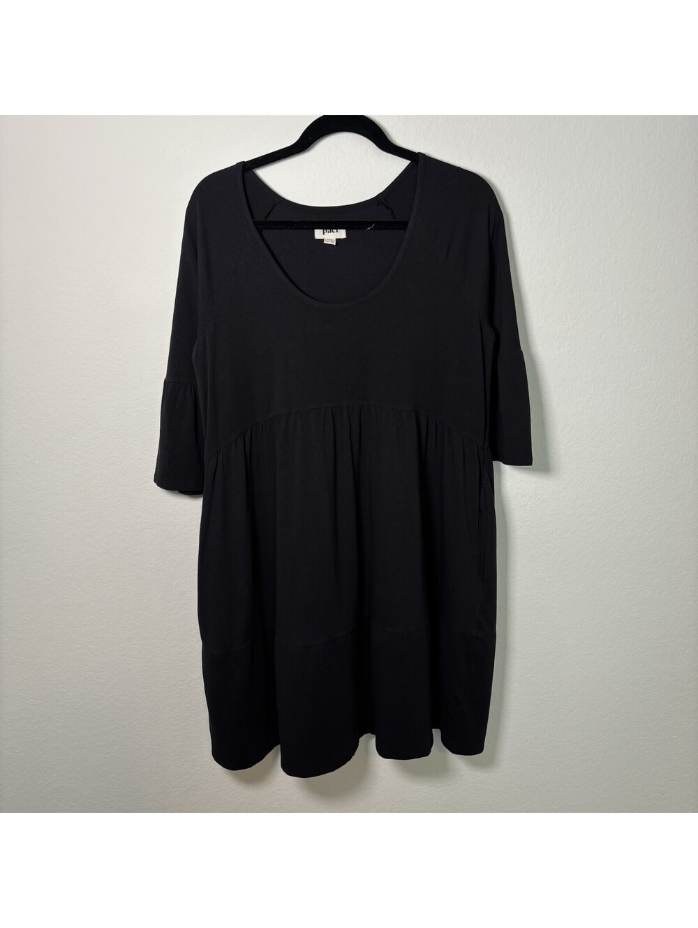 Pact Revive Flutter Sleeve Dress Black Women’s Size M Lightweight Comfy EUC - Picture 2 of 7